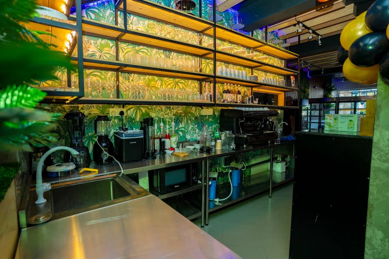 Kathir Café & Mocktail Bar Counter